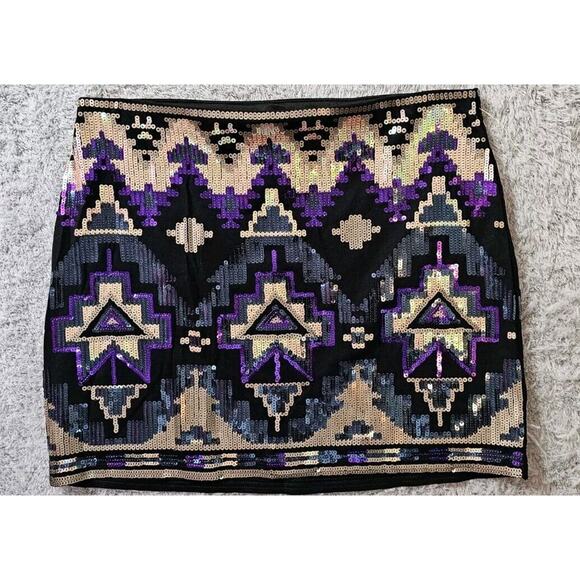 Express Pull On Mini Skirt Sequins Aztec Tribal Lined Purple Black Stretch XS 27 - Picture 1 of 3